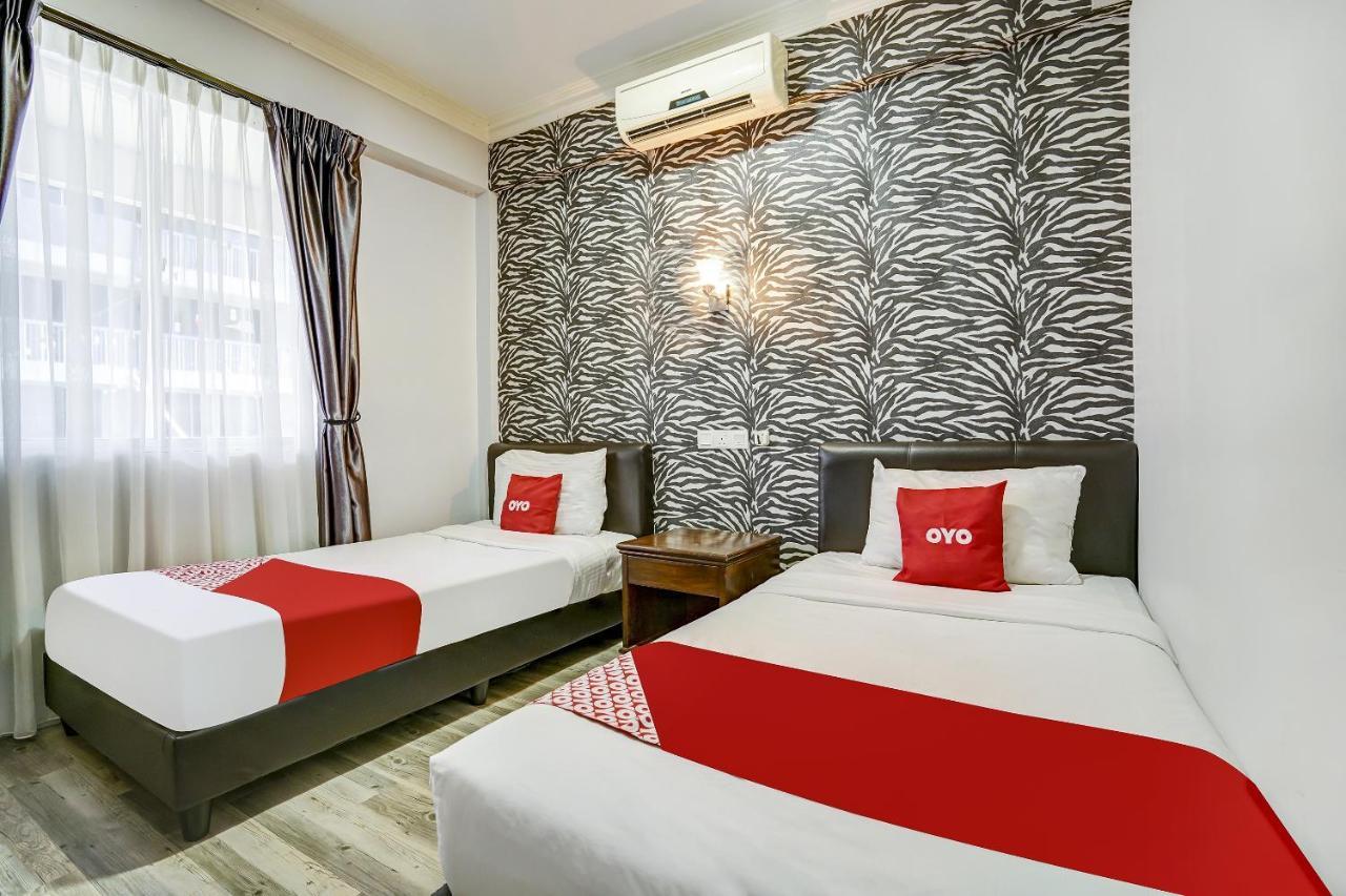 Capital O 90490 Zaques Hotel سونغاي بيتاني المظهر الخارجي الصورة